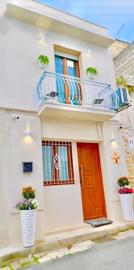 Вілла Casa Dei Fiori Каровіньйо Екстер'єр фото